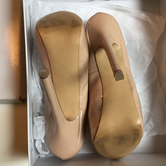 Steve Madden Fawn Patent Leather tan shoes - Picture 5 of 6